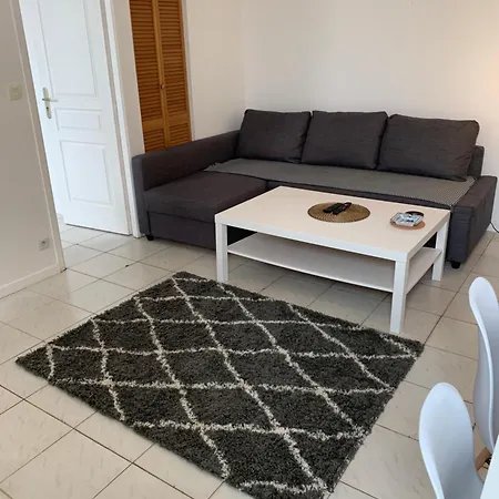 Centre, Près Avenue De Verdun- Et Casino à 10 Mn à Pied- 4 Personnes
