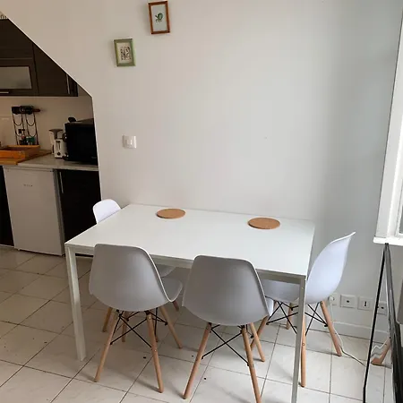 Centre, Pres Avenue De Verdun- Et Casino A 10 Mn A Pied- 4 Personnes Apartment *