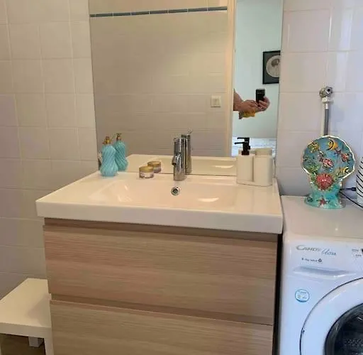 Apartman Centre, Pres Avenue De Verdun- Et Casino A 10 Mn A Pied- 4 Personnes -rdc Biarritz